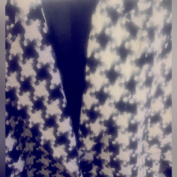 Karen Kane (Large) Monochrome Houndstooth 3/4 Length Cape Sleeve Luxury Blazer - Picture 8 of 11